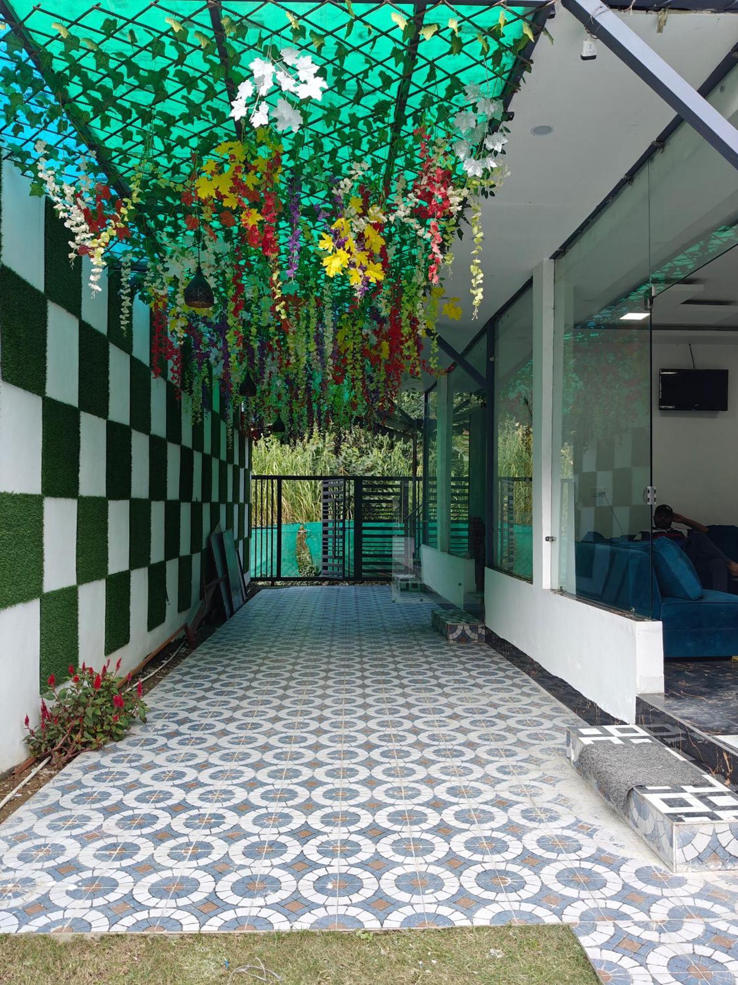 Delhi 34 Resort Rishīkesh Exteriör bild